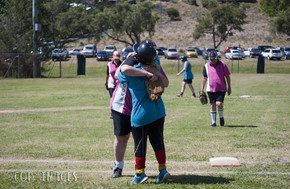 Softball422-gallery1510_Dec4124920.jpg image